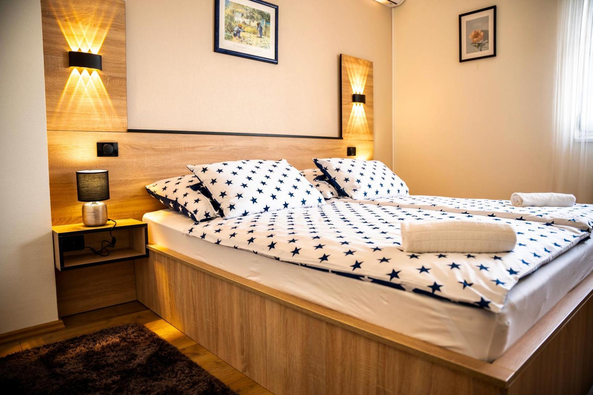 Hotel Bolero Γκιόρ Εξωτερικό φωτογραφία